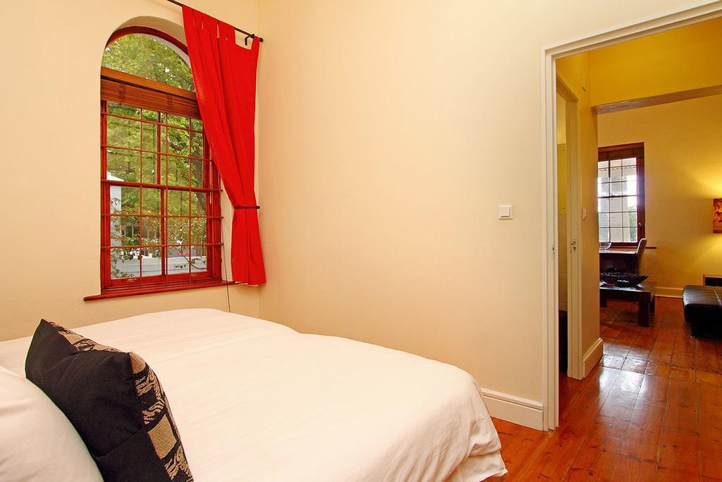 Cape Paradise Lodge And Apartments Кейптаун Номер фото